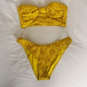 Billabong x the salty blonde collab bikini